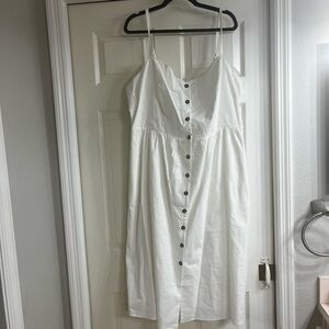 City Chic White Buttoned Spaghetti Strap Sundress